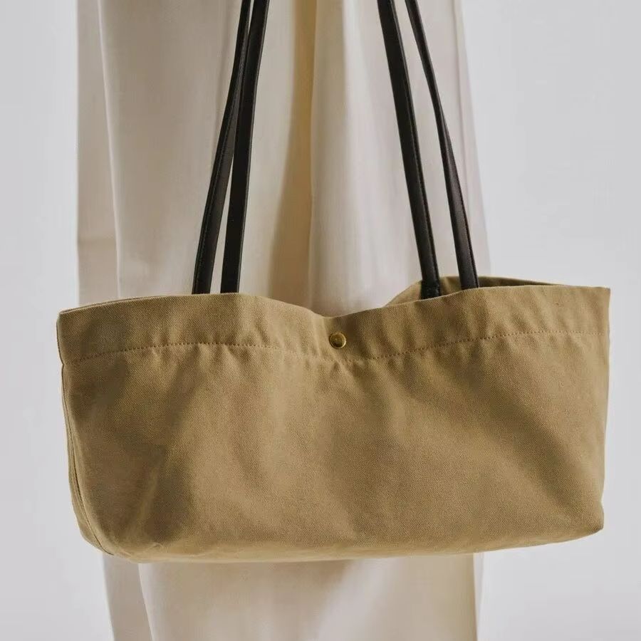 Модная сумка через плечо с рем – обзор и цена Tote Bag Canvas Print